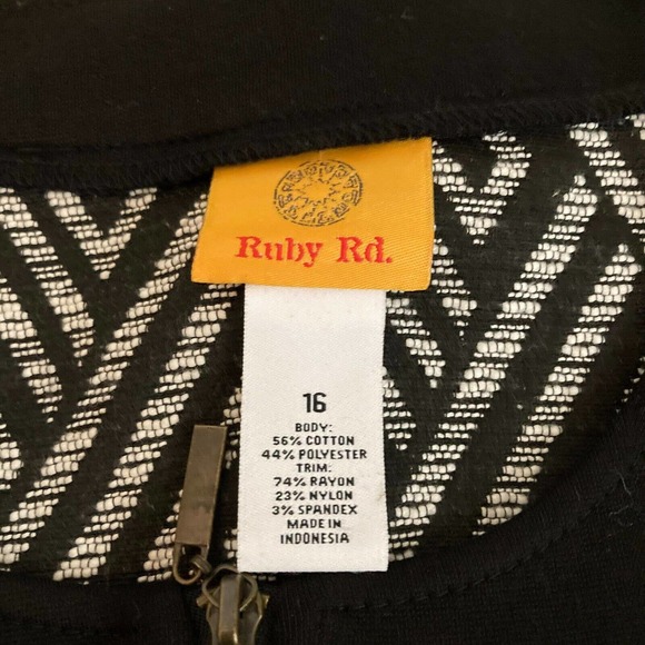 Ruby Rd Blazer Jacket Womens Sz 16 White Black Geometric Knit Full Zip Pockets - Picture 5 of 7
